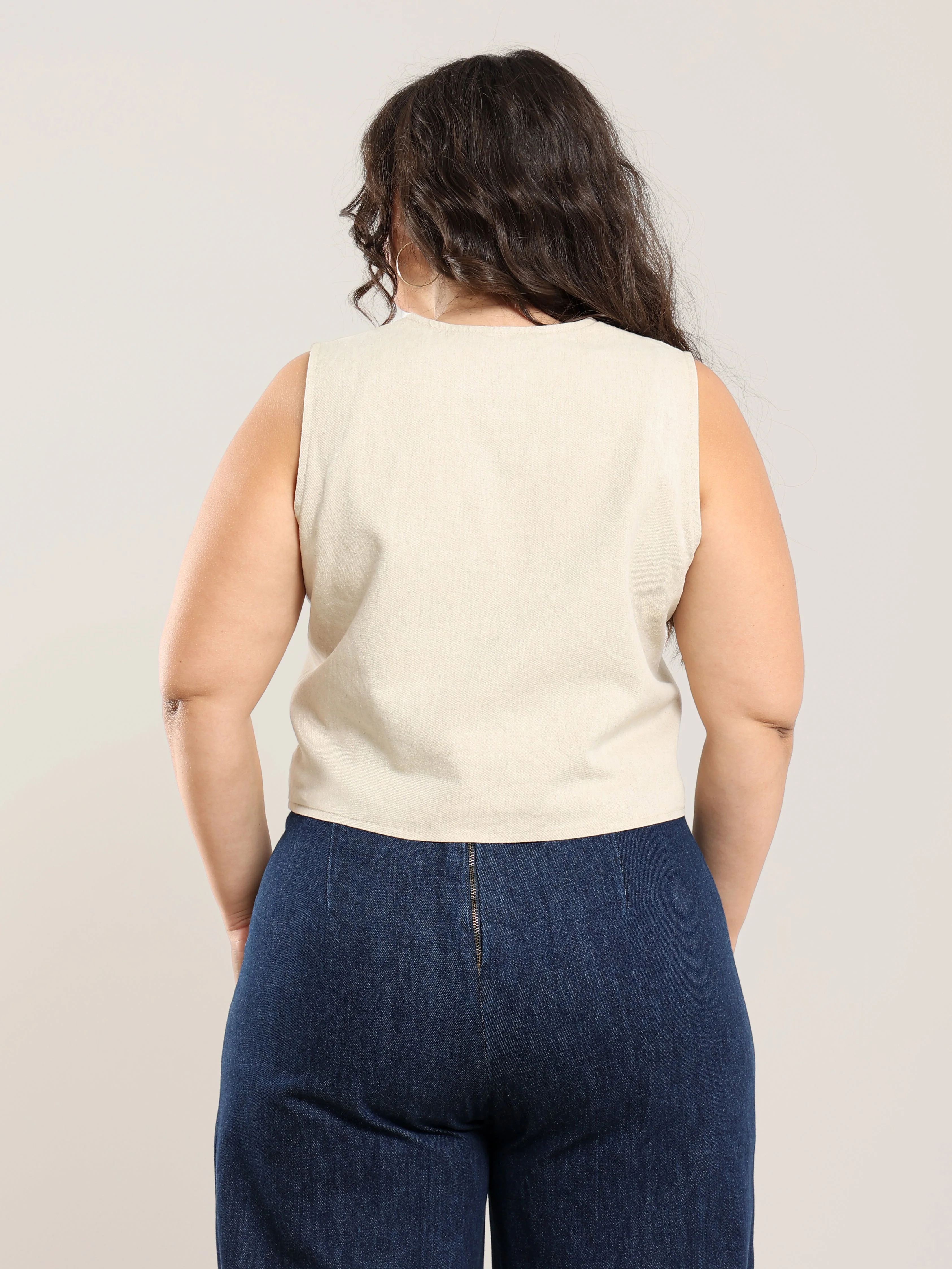 Charlie Short Vest in Nile Silt - Image 10