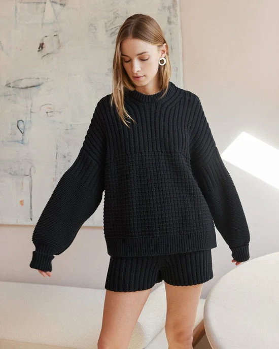 Delčia Cotton Sweater in Black