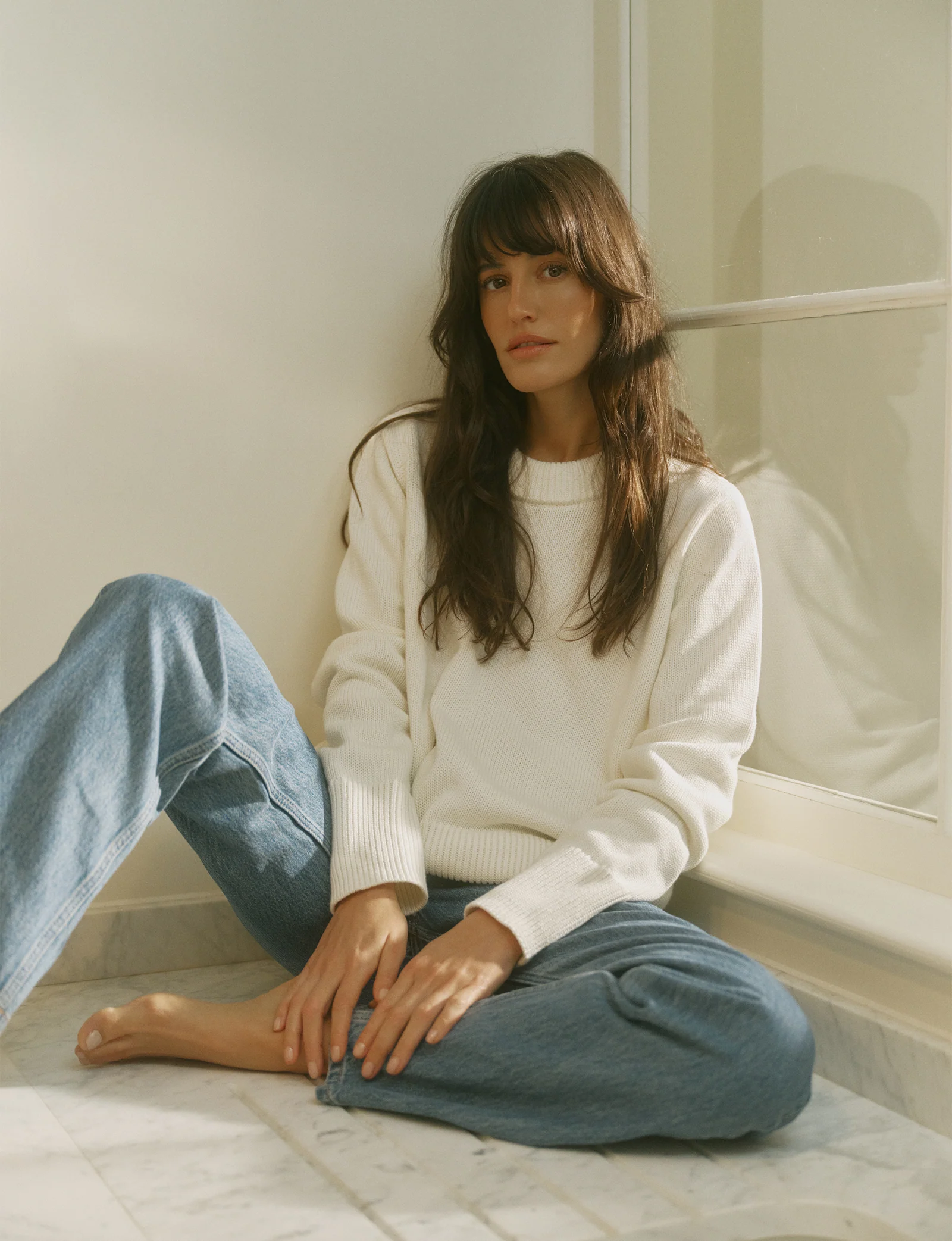 Devon Cotton Jumper in Navy - Image 11