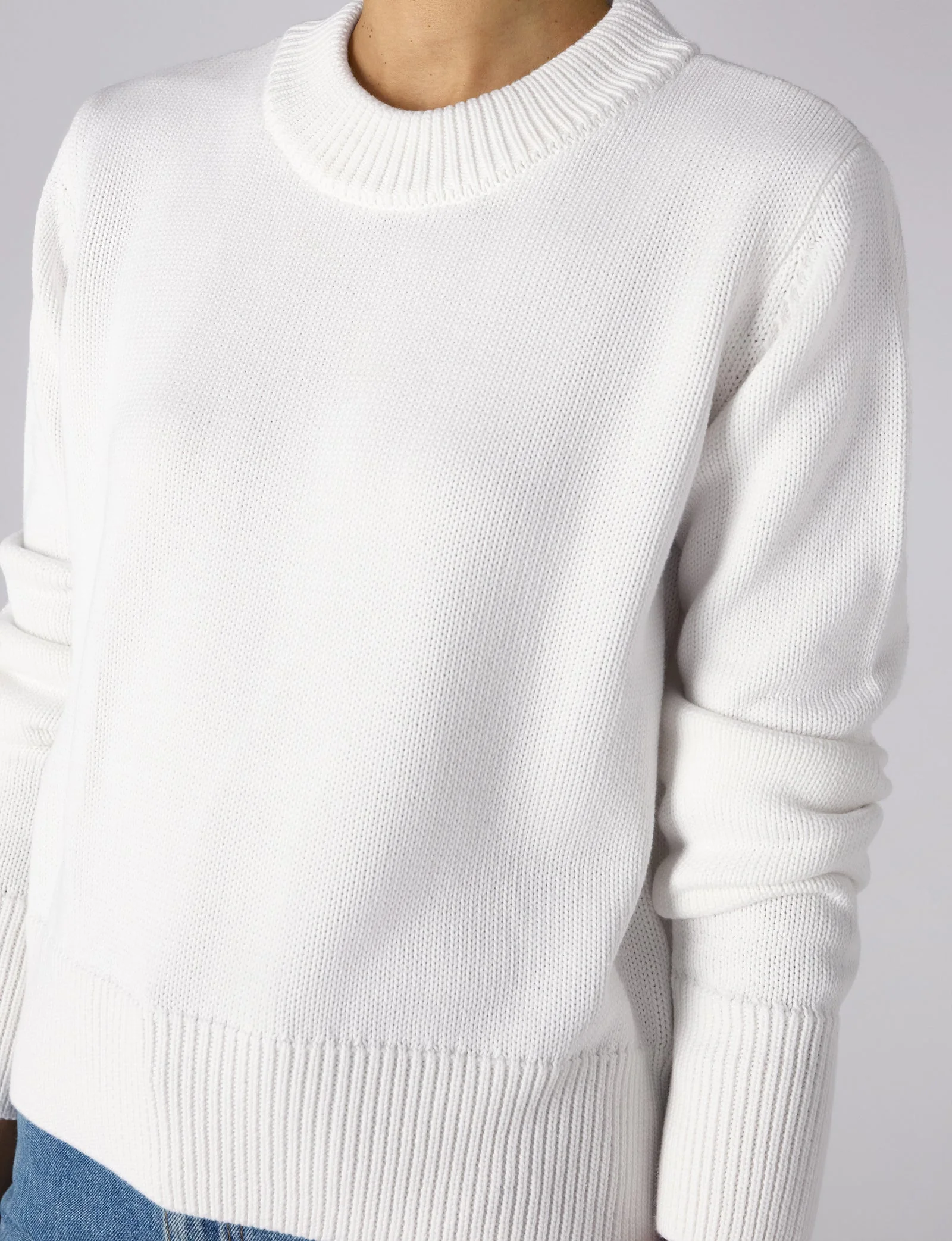 Devon Cotton Jumper in Navy - Image 13