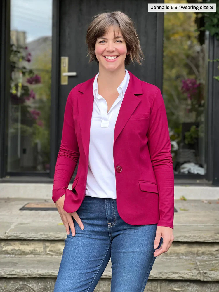 Sienna Relaxed Fit Blazer in Navy - Image 4