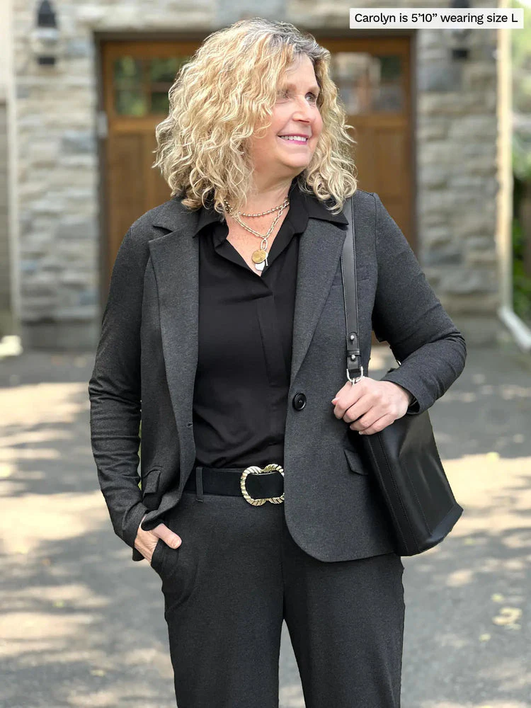 Sienna Relaxed Fit Blazer in Navy - Image 7