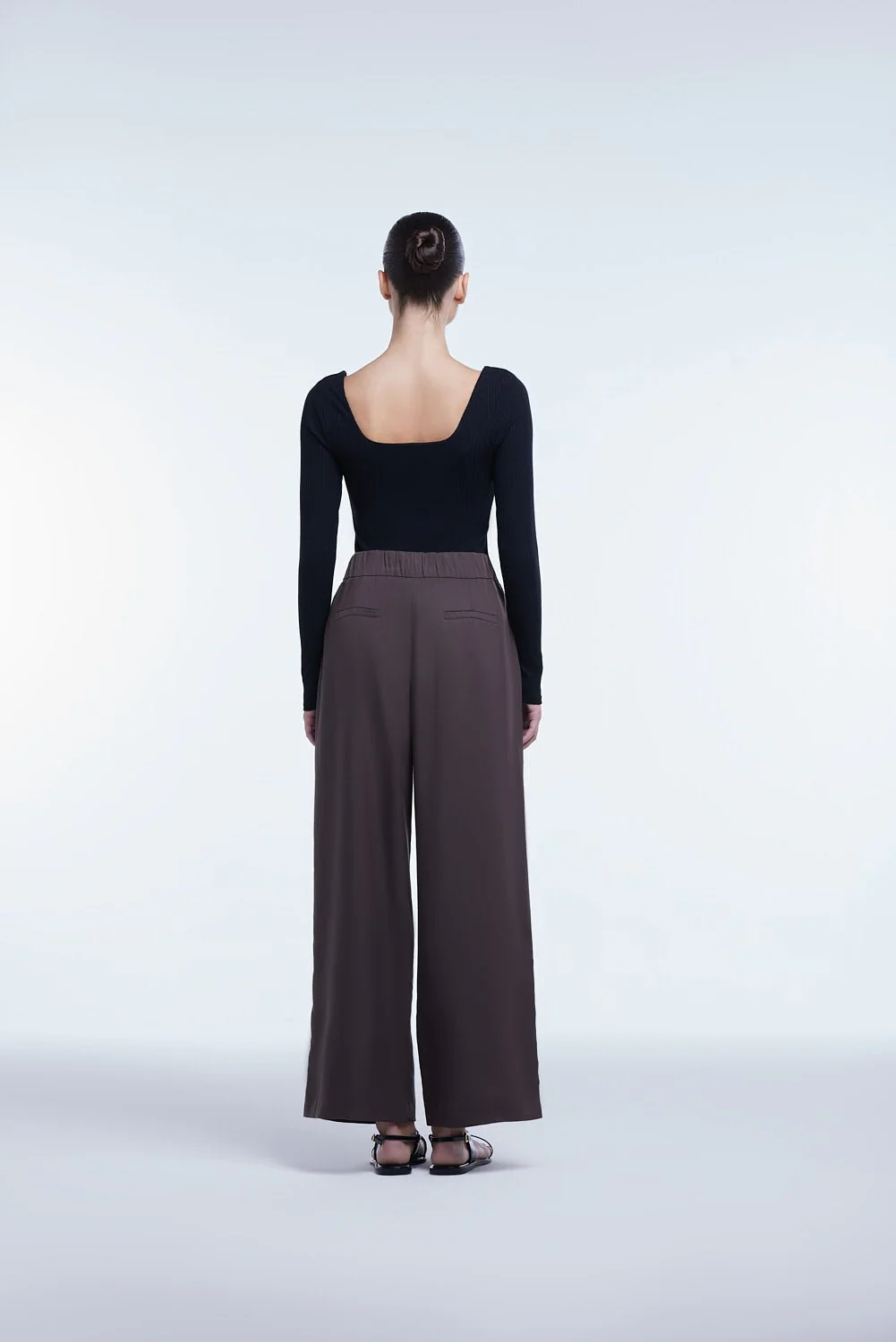Relaxed Tencel Wide Leg Cropped Pants in Coffee Brown - Image 4