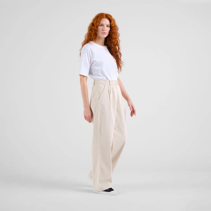 Vickeleby Organic Cotton Corduroy Pleated Trousers in Off-White - Image 3